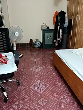 Moona heny online show from September 2025 10:04:01 PM