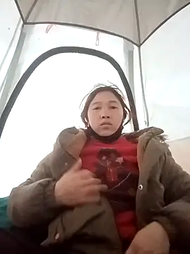 miumiu 00 online show from February 2026 08:57:01 AM