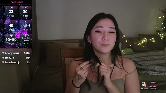 Snapshot of EvaDior13 chatting on October 2025 03:57:02 PM EvaDior13 online show from October 2025 03:57:02 PM