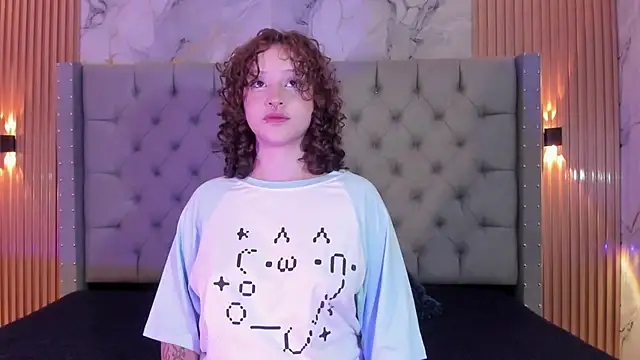 Suxan White  online show from September 2025 11:21:02 AM