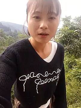 linda bae00 online show from November 2025 02:00:02 AM