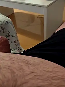 t-dog26 online show from October 2025 04:47:01 PM