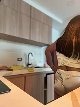 Tomas Olivia online show from March 2026 10:05:02 PM