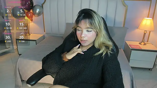 Snapshot of Emilly_mell chatting on December 2025 11:26:02 AM Emilly mell online show from December 2025 11:26:02 AM