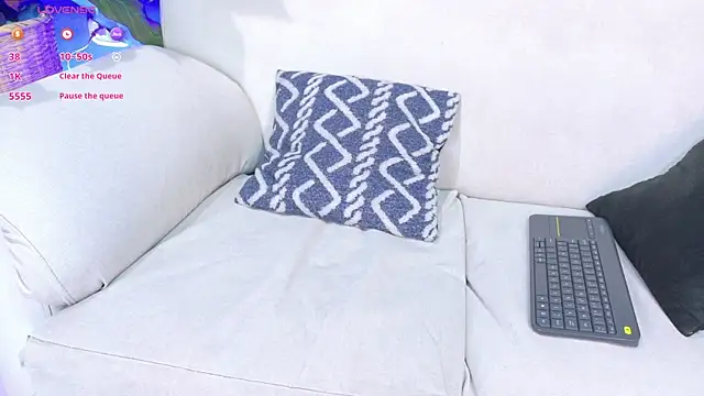 Snapshot of Daiisy_kiss chatting on November 2025 01:29:02 AM Daiisy kiss online show from November 2025 01:29:02 AM