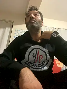 Snapshot of abs1088 chatting on November 2025 08:42:02 PM abs1088 online show from November 2025 08:42:02 PM