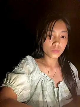 EmLy02 online show from September 2025 01:36:02 PM