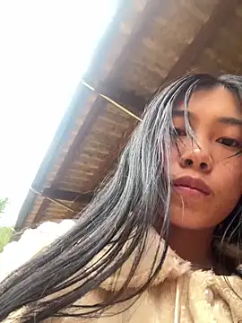 EmLy02 online show from December 2025 12:07:01 AM