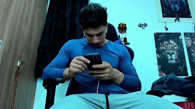 javiersexymann online show from February 2025 12:30:01 AM