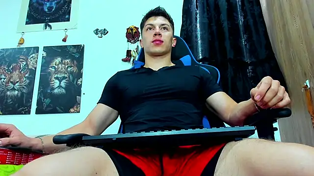 javiersexymann online show from March 2025 06:19:02 PM