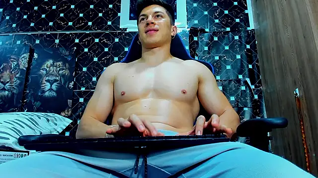 javiersexymann online show from February 2026 05:36:02 AM