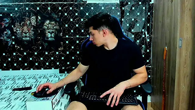 javiersexymann online show from May 2026 02:40:02 AM