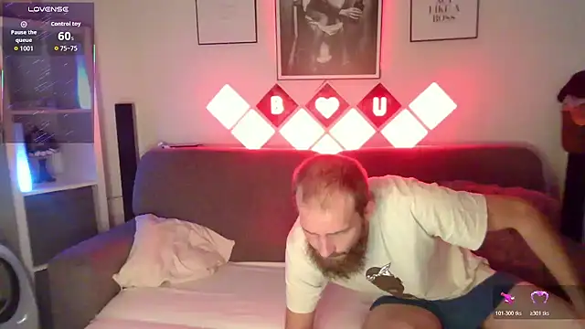 XBellaXundXUweX online show from November 2025 08:19:01 PM