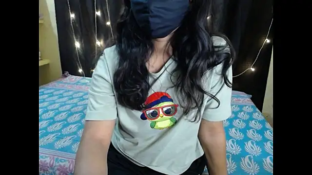 Vanya 7 online show from November 2025 05:11:01 PM