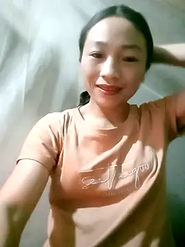 Snapshot of lucybaby00 chatting on December 2025 06:27:02 PM lucybaby00 online show from December 2025 06:27:02 PM