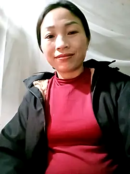 Snapshot of lucybaby00 chatting on February 2026 02:44:02 PM lucybaby00 online show from February 2026 02:44:02 PM