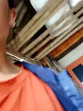 lucybaby00 online show from April 2026 04:49:02 AM