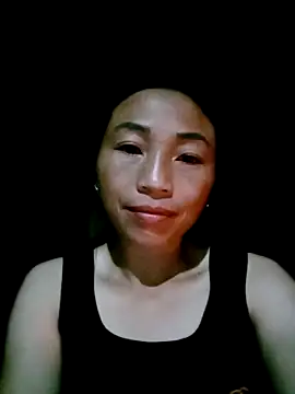Snapshot of lucybaby00 chatting on April 2026 10:34:02 PM lucybaby00 online show from April 2026 10:34:02 PM