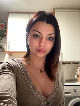 Snapshot of NoeliaGarcia17 chatting on January 2026 11:18:02 PM NoeliaGarcia17 online show from January 2026 11:18:02 PM