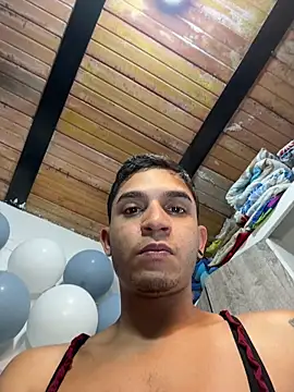 Angel latinboy online show from March 2026 12:46:01 PM