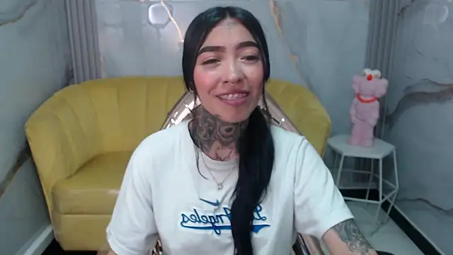 Ashley Blum v online show from September 2025 07:36:01 PM