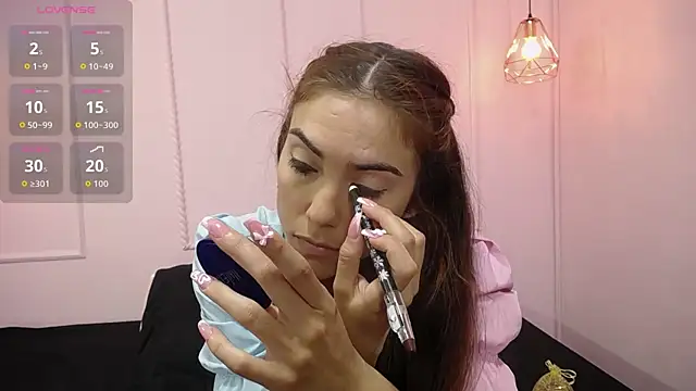 danna7cute online show from September 2025 08:53:01 PM