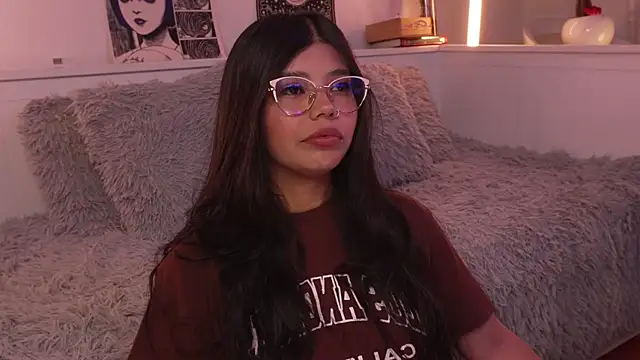 sophieee art online show from March 2026 03:56:01 AM