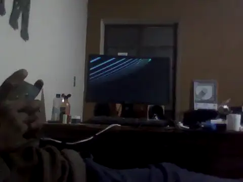 Snapshot of ReyesSau chatting on December 2025 08:30:01 AM ReyesSau online show from December 2025 08:30:01 AM