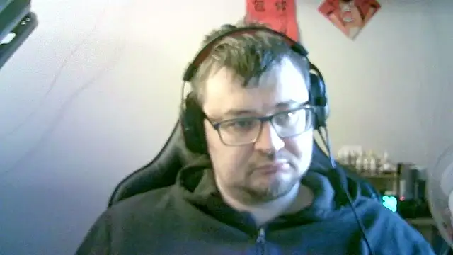 Snapshot of SirAbuser chatting on February 2026 06:40:02 AM SirAbuser online show from February 2026 06:40:02 AM