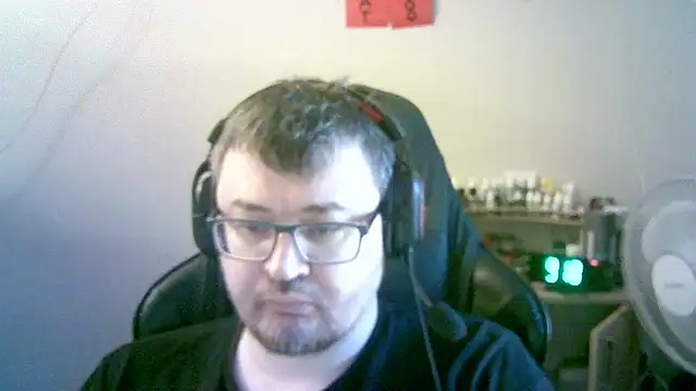 Snapshot of SirAbuser chatting on February 2026 06:20:02 AM SirAbuser online show from February 2026 06:20:02 AM