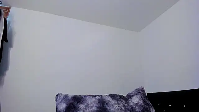 77Neferkitty77 online show from June 2026 11:44:02 AM