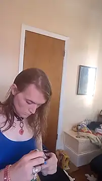 Snapshot of BlondeyMiyMiy chatting on September 2025 09:59:02 PM BlondeyMiyMiy online show from September 2025 09:59:02 PM