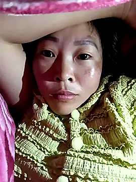 Snapshot of vivi_cute chatting on September 2025 10:33:02 PM vivi cute online show from September 2025 10:33:02 PM