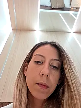 PetiteSecrets online show from September 2025 07:24:02 PM