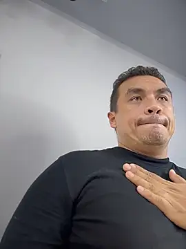 JuanStrong639 online show from March 2026 08:15:02 PM