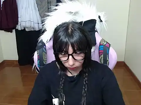 ScarlettShirahoshi online show from December 2025 11:10:01 PM