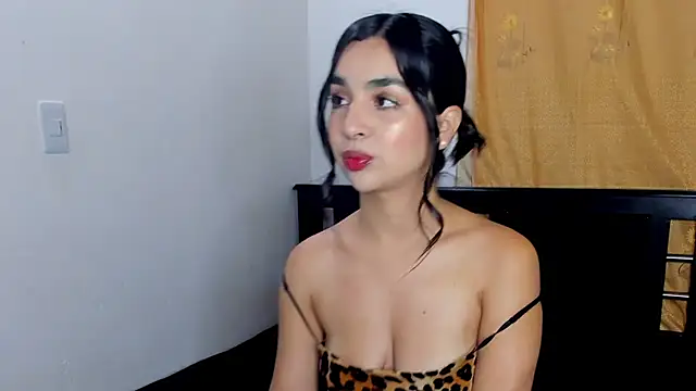 MelyRousee online show from September 2025 11:32:02 PM