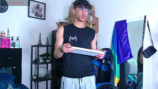 Gael Jones online show from October 2025 05:39:01 AM