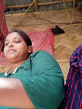 Hot-Show2 online show from October 2025 07:01:01 AM