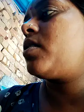 Hot-Show2 online show from April 2026 07:45:01 AM