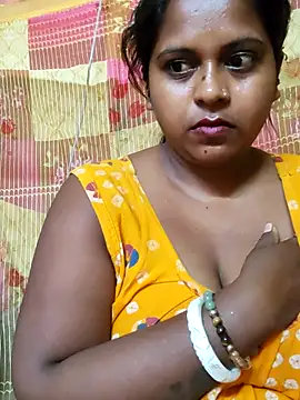 Hot-Show2 online show from April 2026 11:51:02 PM