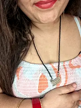 indian-hotmilfs online show from April 2026 09:39:33 PM