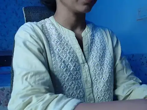 Snapshot of snow_white123 chatting on November 2025 01:08:01 AM snow white123 online show from November 2025 01:08:01 AM