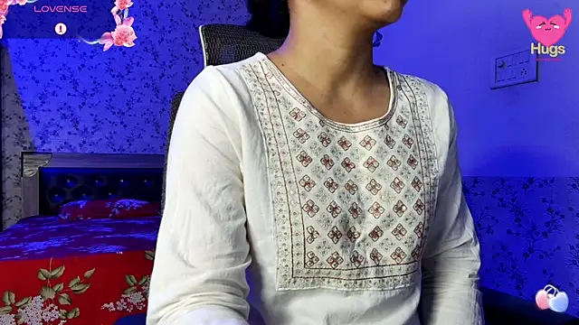 Snapshot of snow_white123 chatting on June 2026 09:35:01 PM snow white123 online show from June 2026 09:35:01 PM
