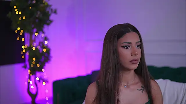 SiennaRuh online show from April 2026 10:47:02 AM