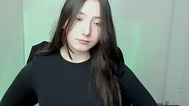 Snapshot of ScarlettVibe_ chatting on October 2025 06:23:02 AM ScarlettVibe online show from October 2025 06:23:02 AM