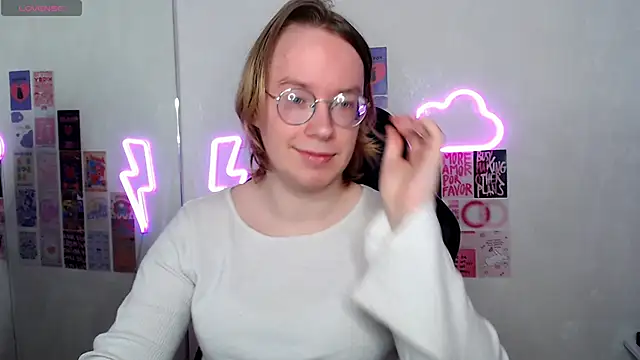 Snapshot of Amanda_Butlerr chatting on April 2026 11:25:01 AM Amanda Butlerr online show from April 2026 11:25:01 AM