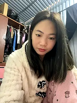 AAANINE22 online show from November 2025 02:54:02 AM