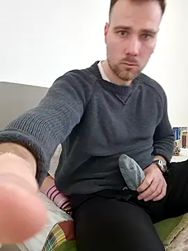 mrlyuis online show from January 2026 12:21:02 PM