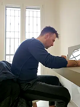 mrlyuis online show from January 2026 10:19:02 AM